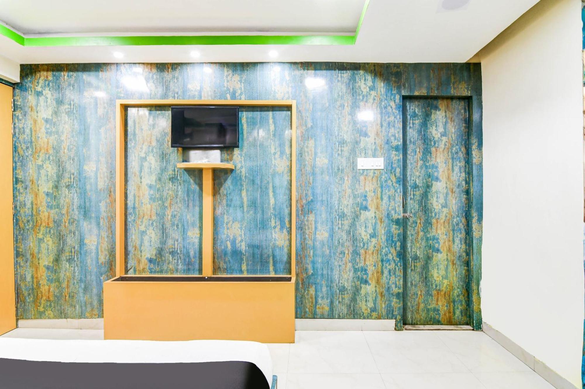 Super Hotel O Tagore Park Ruby Road Calcutá Exterior foto