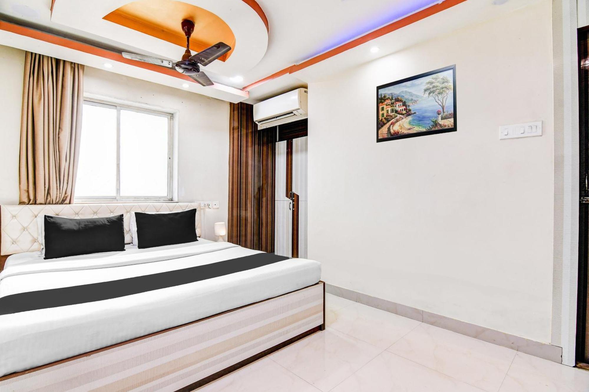 Super Hotel O Tagore Park Ruby Road Calcutá Exterior foto